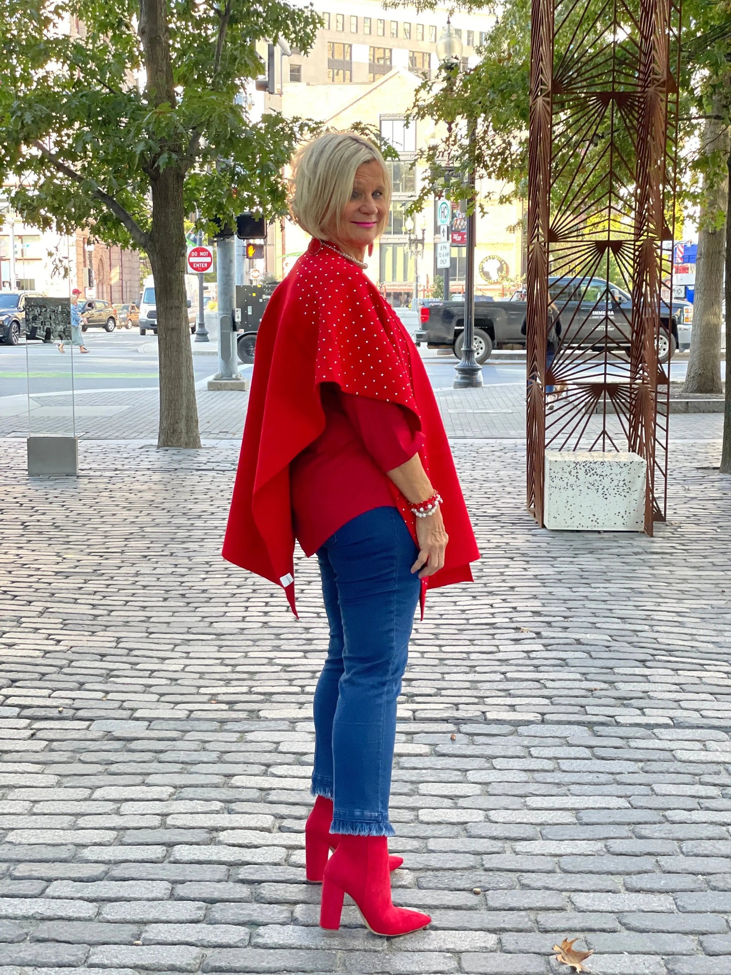 HOLIDAY RED BLING CAPE