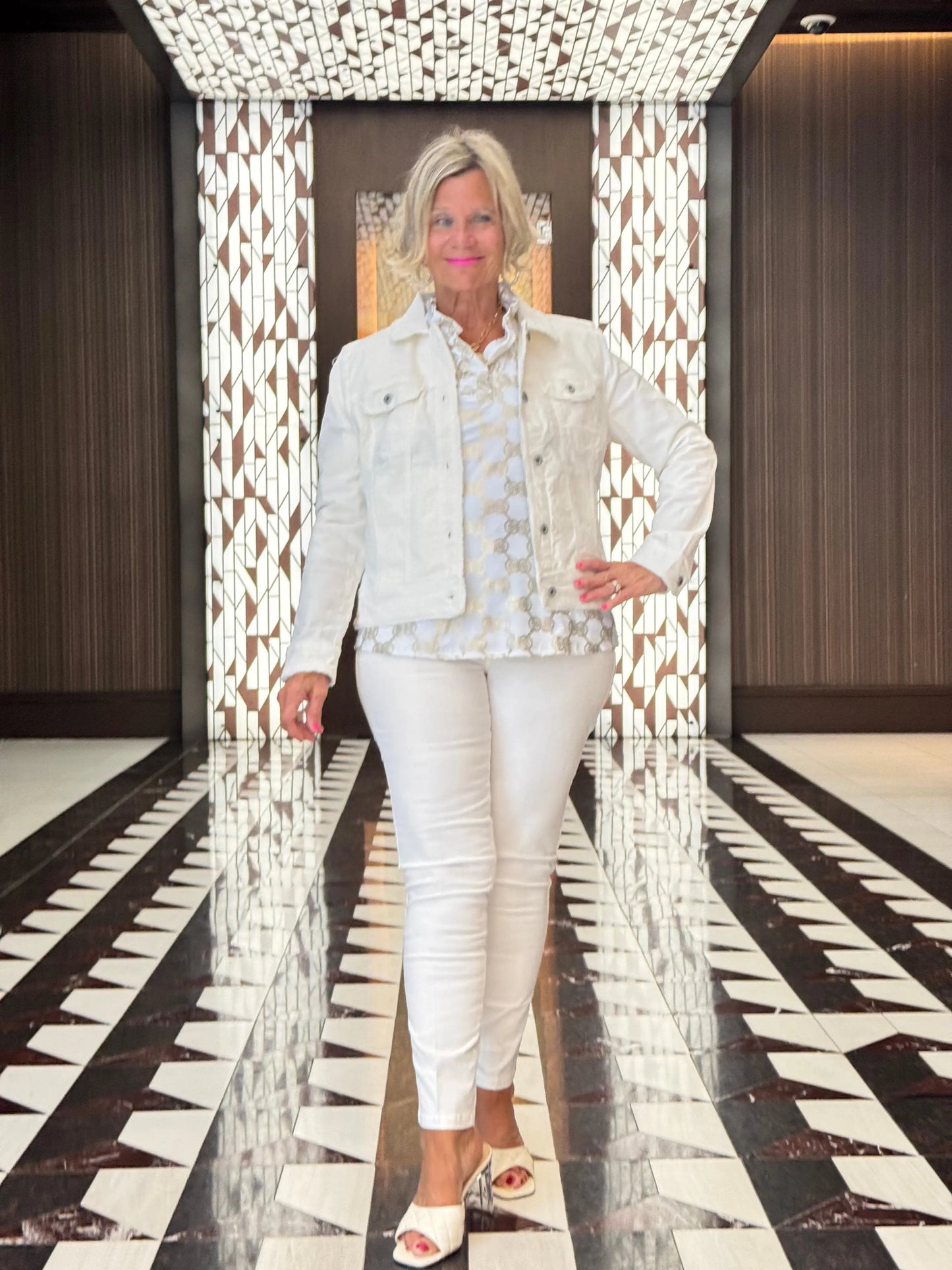 HOLIDAY GOLD AND WHITE RUFFLE TOP