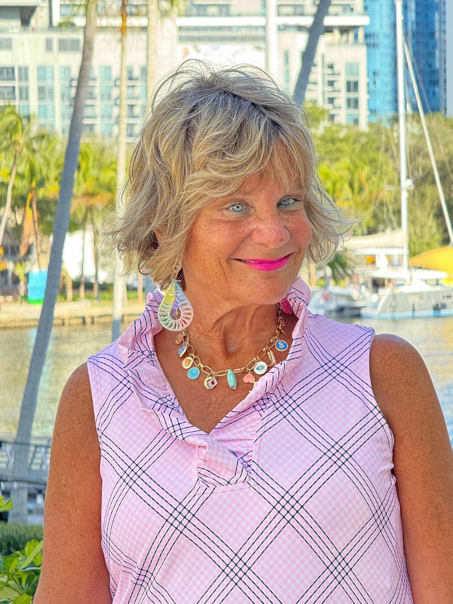LULU B PINK CHIC SLEEVELESS RUFFLE TOP