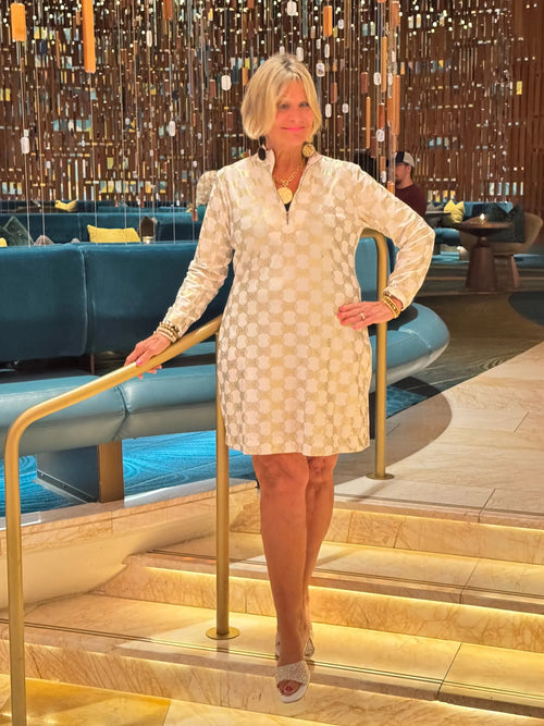 LULU-B GOLD AND WHITE HALF ZIPPER DRESS