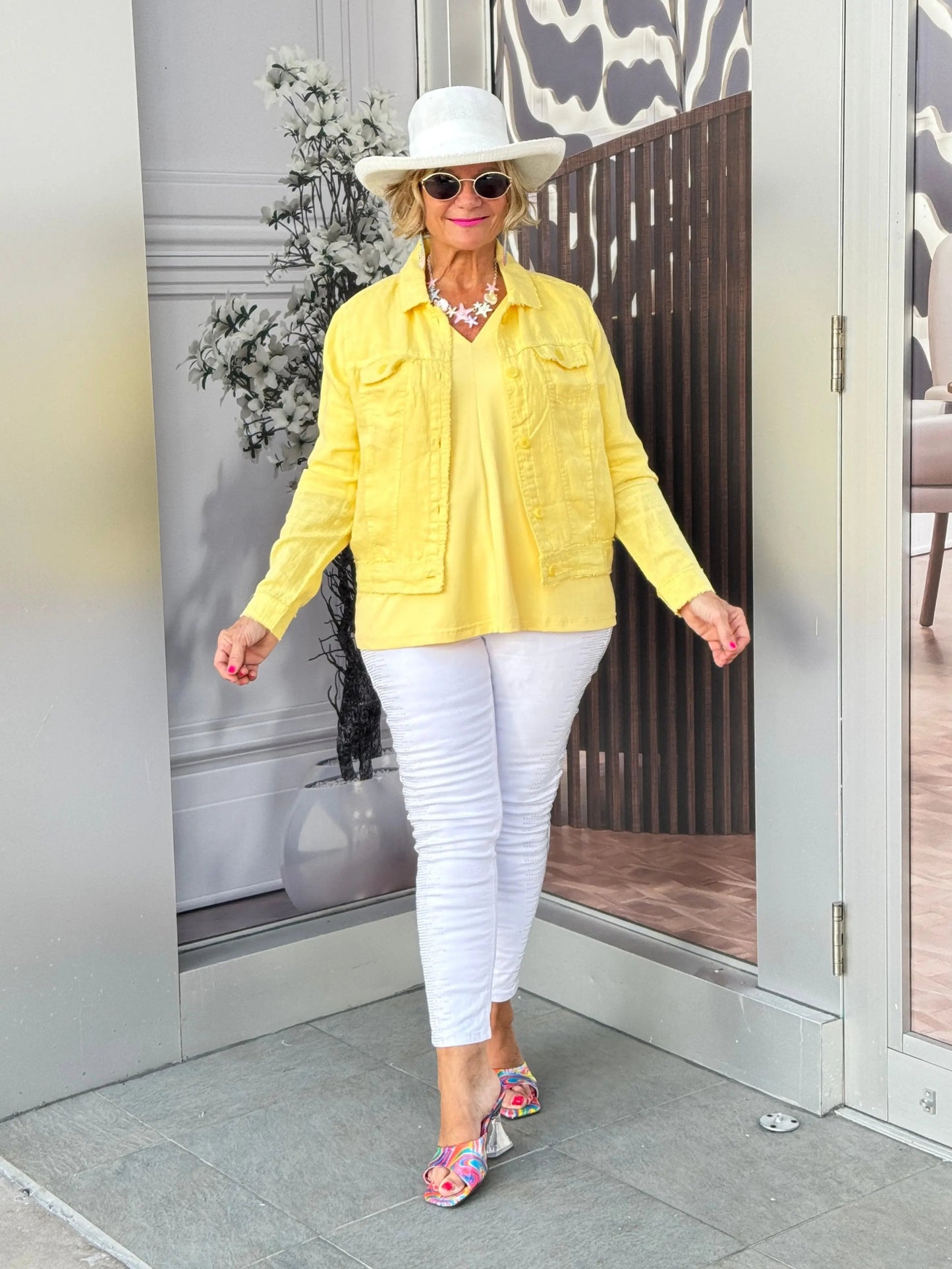 LULU B  YELLOW LINNEN JACKET