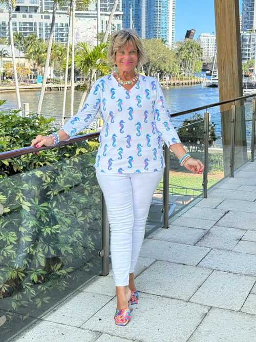 LULU B SHORELINE CHARM V NECK TOP