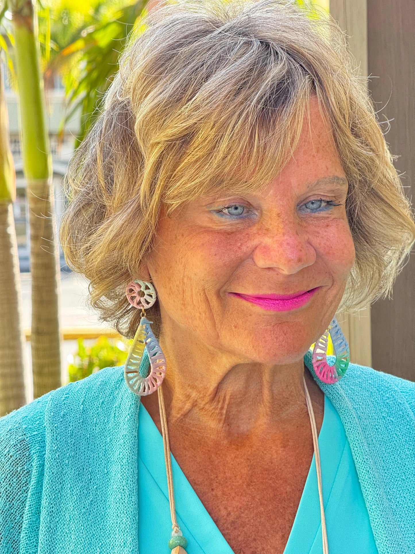AQUA MESH RUFFLE WRAP