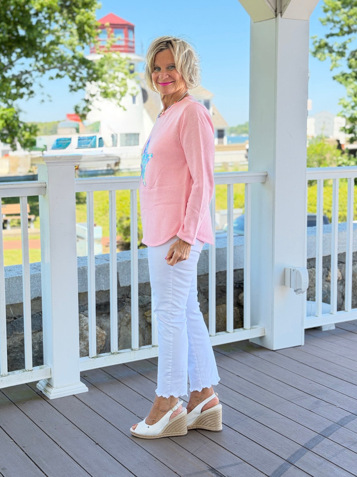 BEACH CLUB PINK STARFISH SWEATER