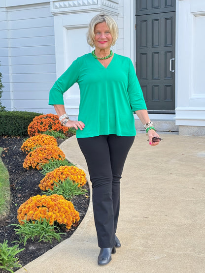 LULU-B TAILORED V EMERALD SLEEVE TOP
