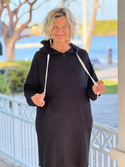Lulu-b kangaroo pocket black scuba dress