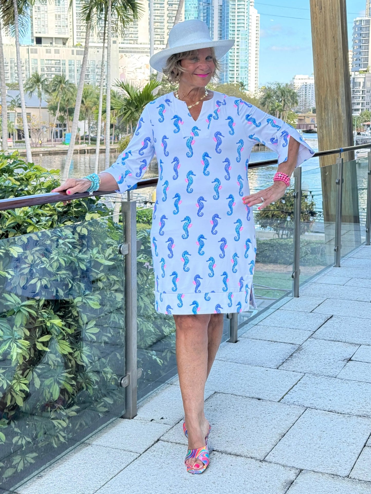 LULU B SHORELINE CHARM NOTCH SLEEVE DRESS