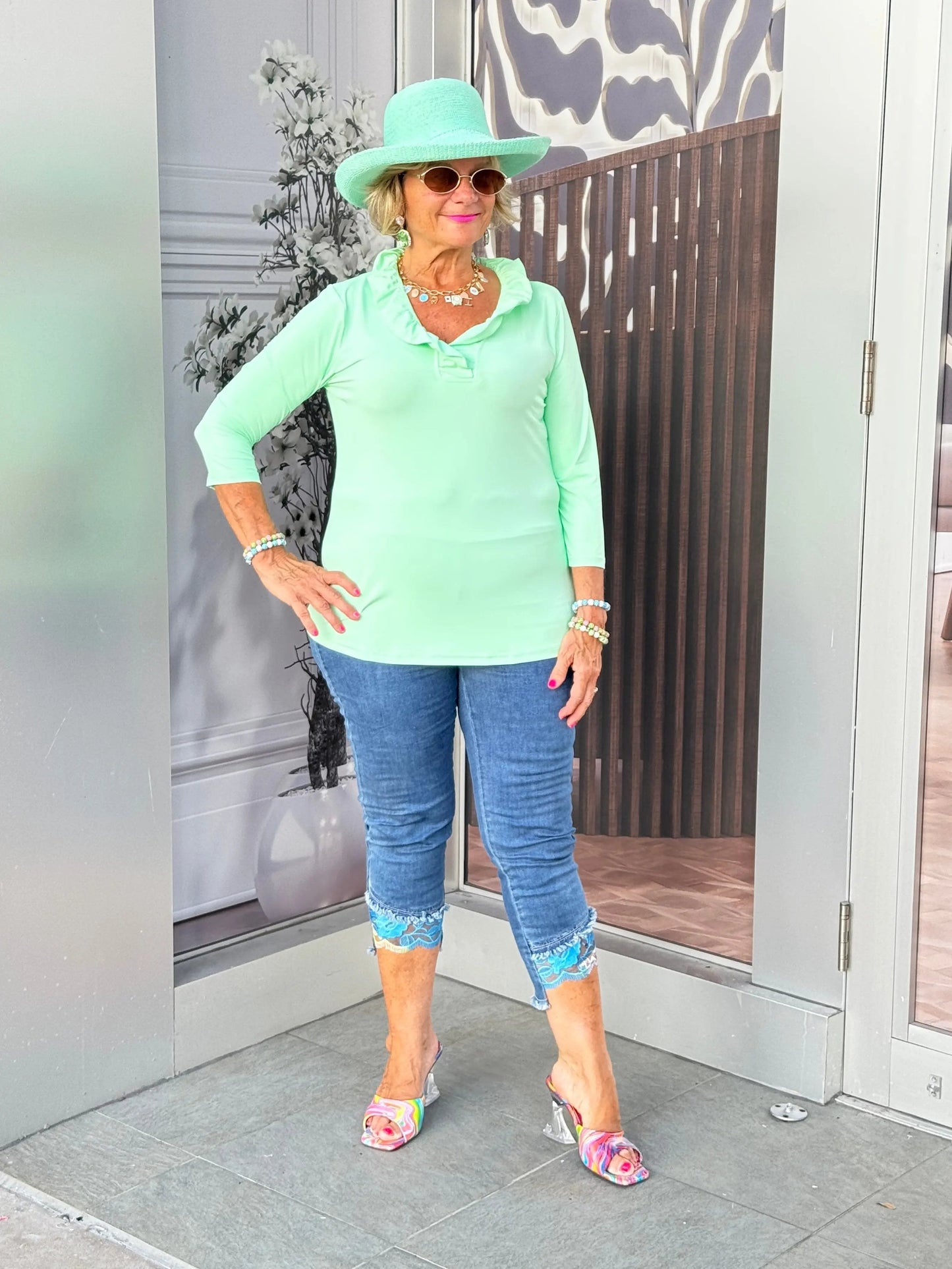 CLEAR GREEN SLEEVE RUFFLE TOP