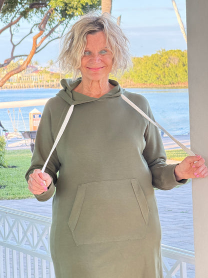 Lulu b kagaroo pocket olive scuba dress