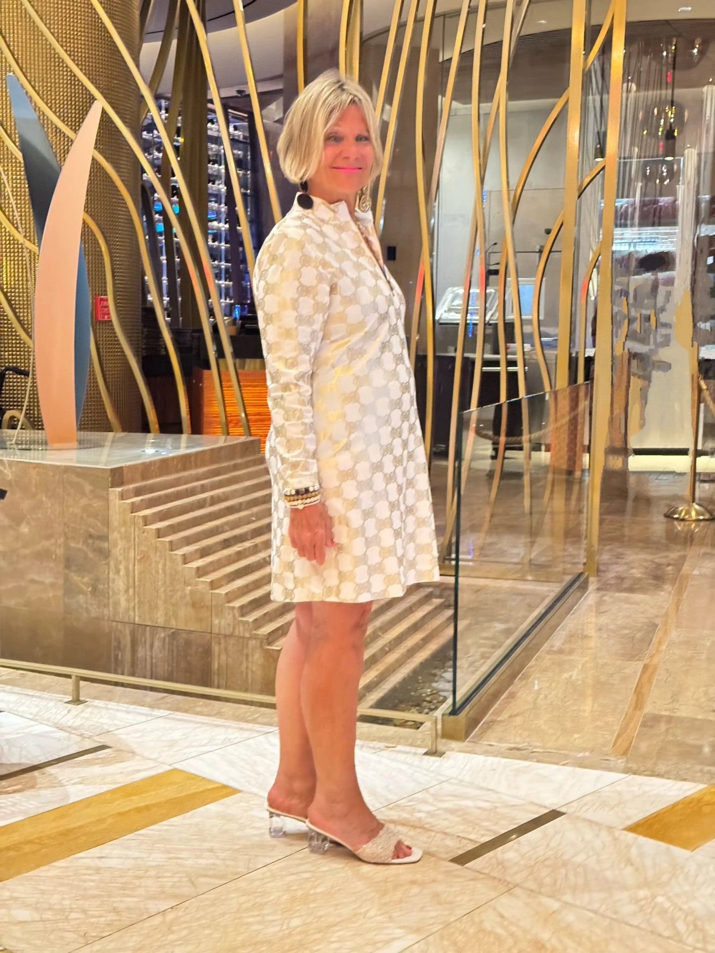 LULU-B GOLD AND WHITE HALF ZIPPER DRESS