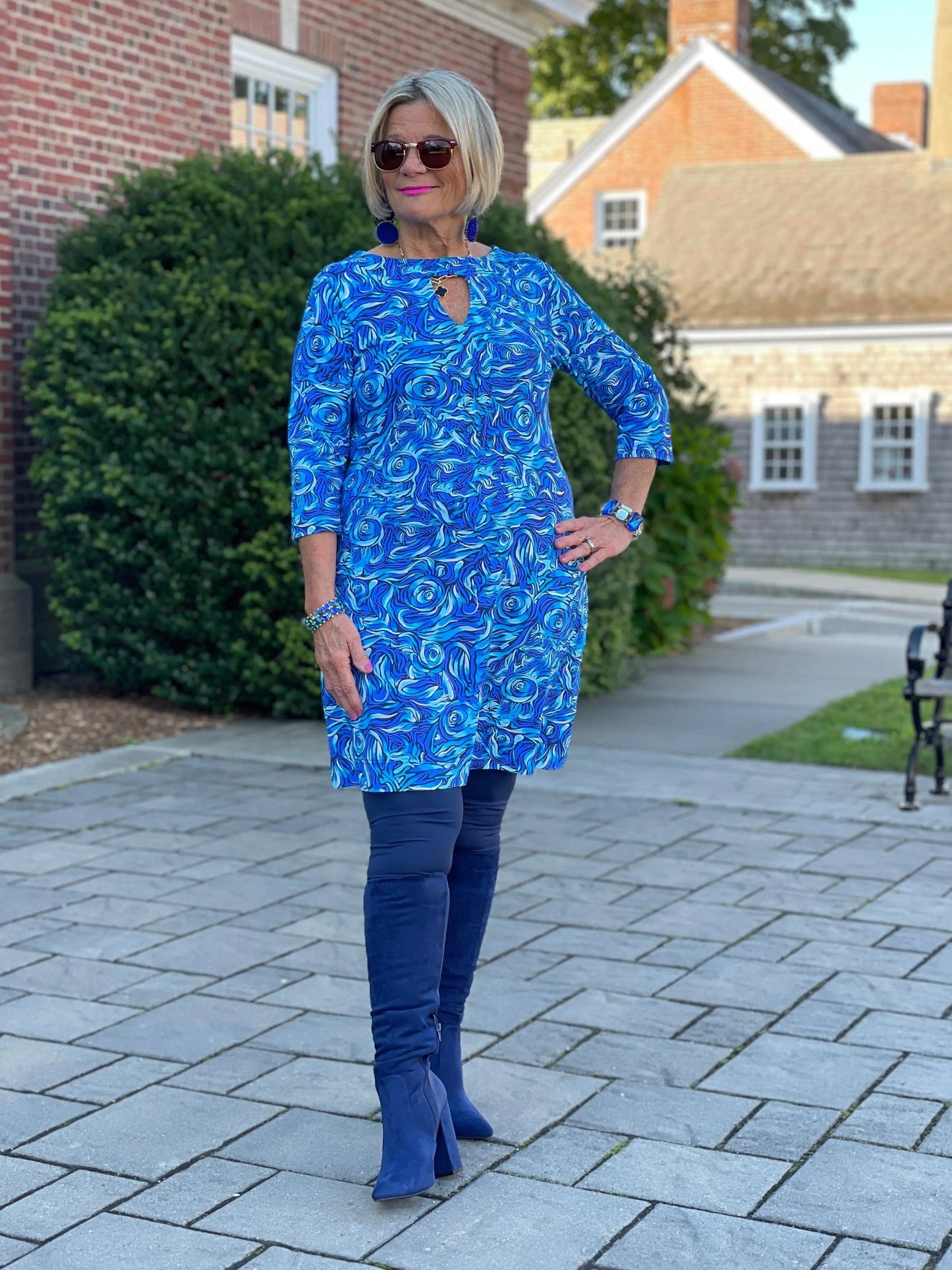 FANTASIA BLUE KEYHOLE BLU DRESS