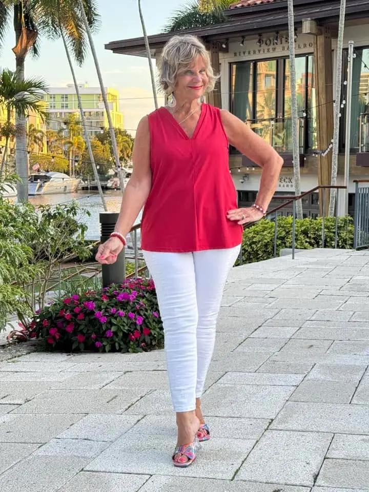 LULU-B RED TAILORED V TANK