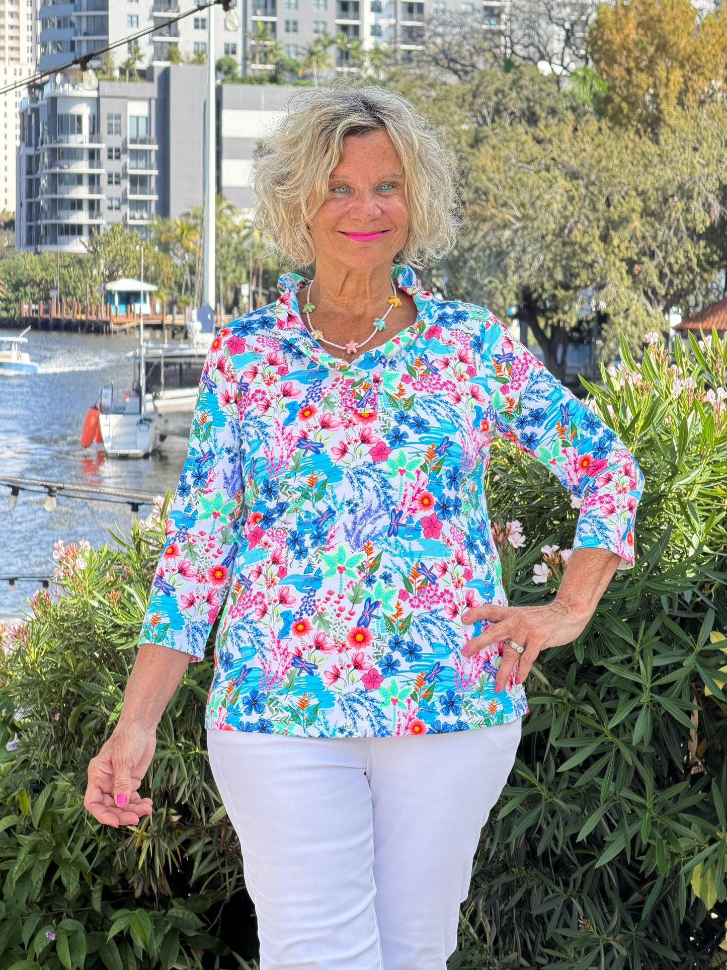 LULU B PARADISE GARDEN RUFFLE SLEEVE TOP