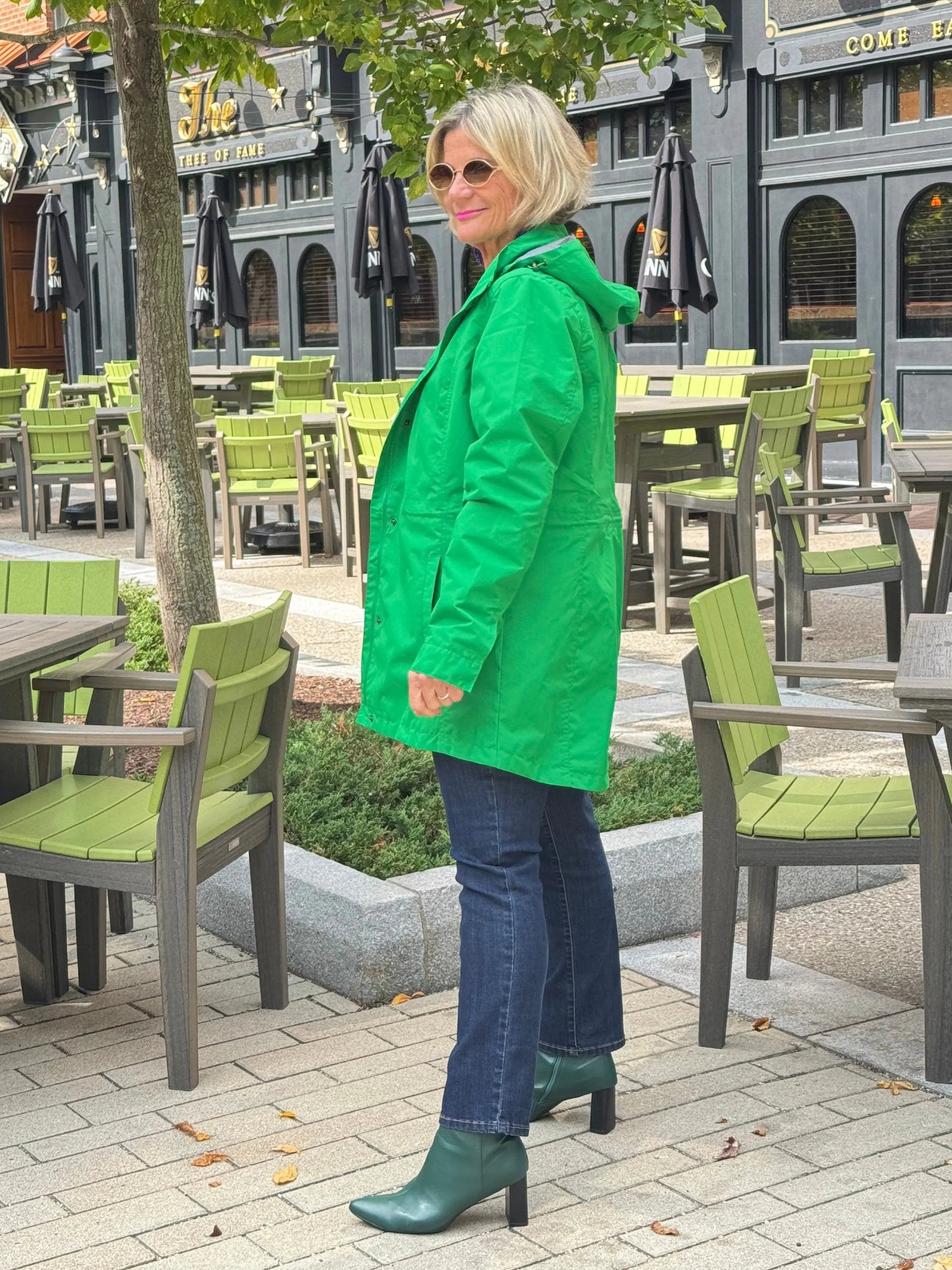 LOGAN GREEN RAINCOAT