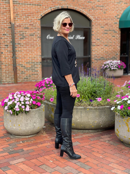LULU-B BLACK TAILORED V SLEEVE