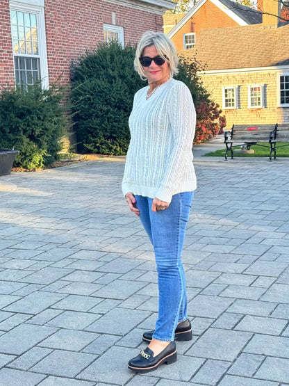 LULU-B CABLE WHITE V NECK SWEATER