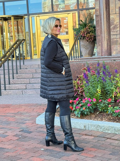 LULU-B BLACK PUFFER VEST