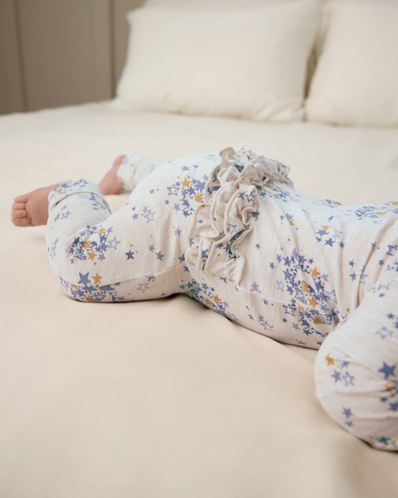Lullaby Sky Ruffle Zippy
