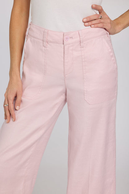 Wide Leg Cargo Capri Pants - Light Lilac