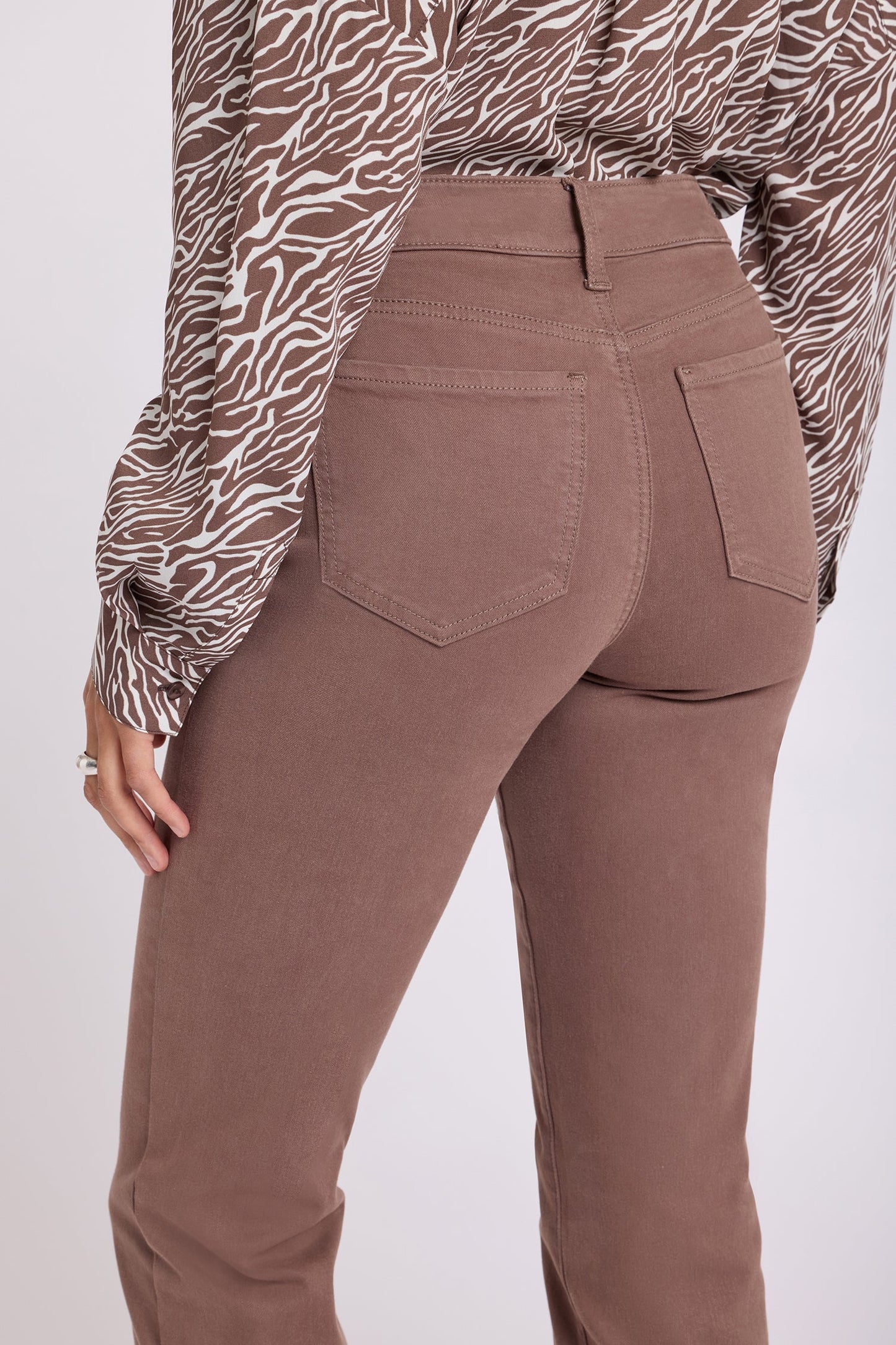 Marilyn Straight Jeans - Deep Taupe