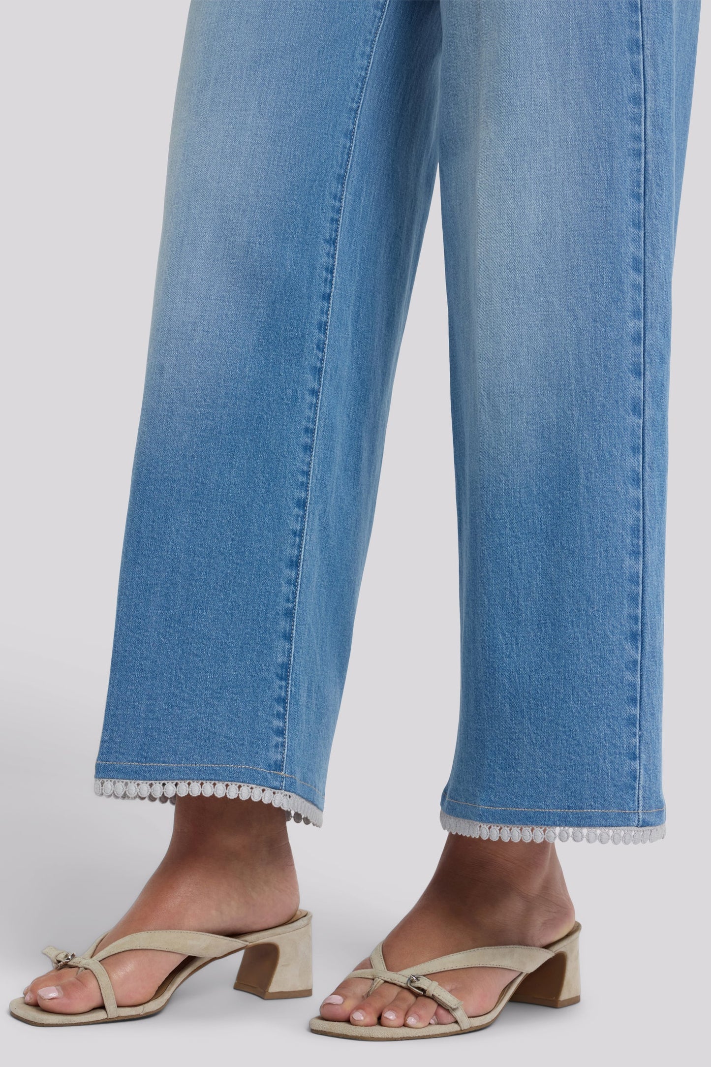 Brodi Wide Leg Ankle Jeans - Vista Lakes