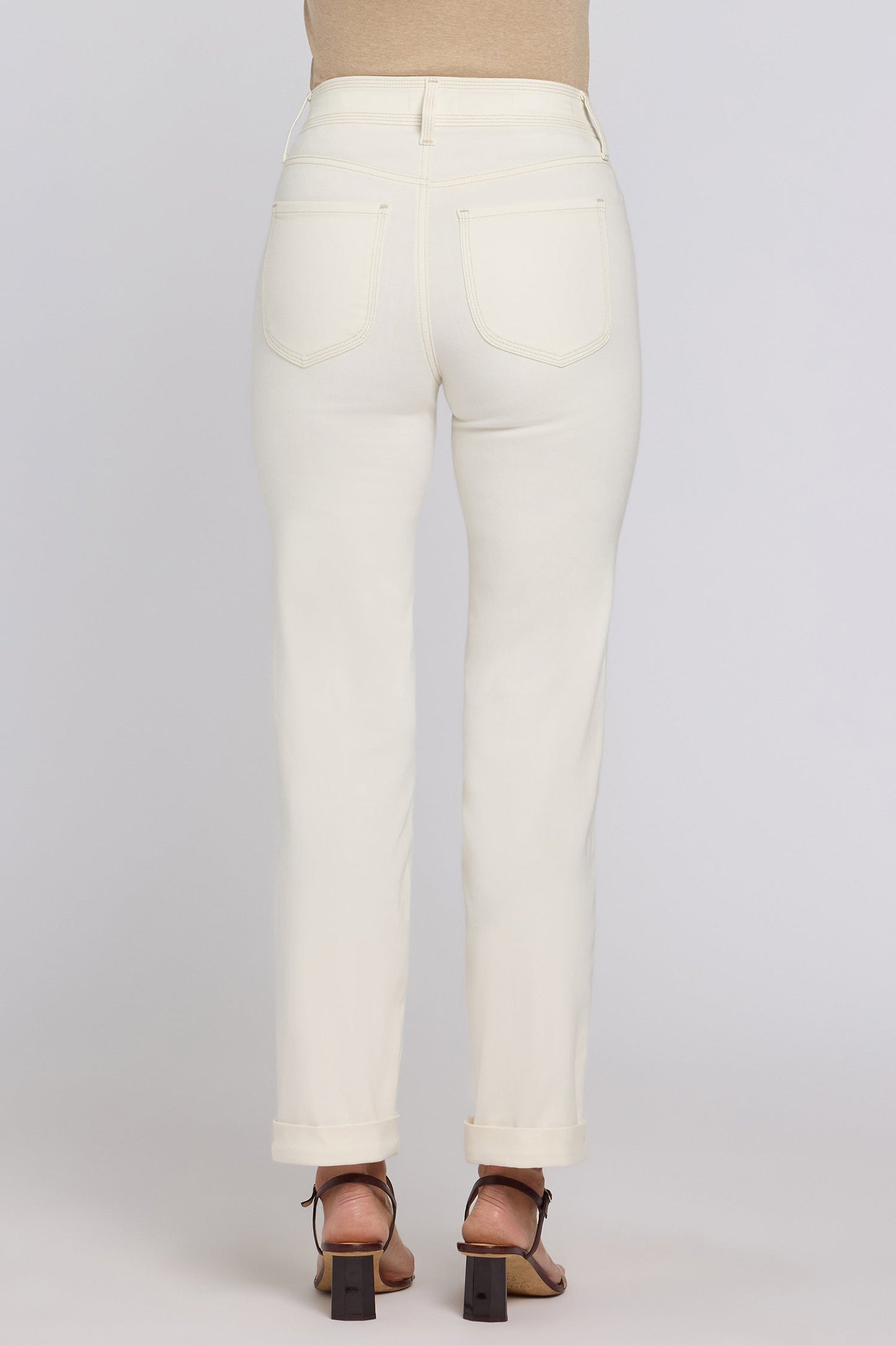 Marilyn Straight Jeans In Petite - Vintage White