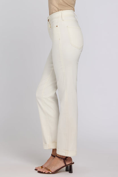 Marilyn Straight Jeans In Petite - Vintage White
