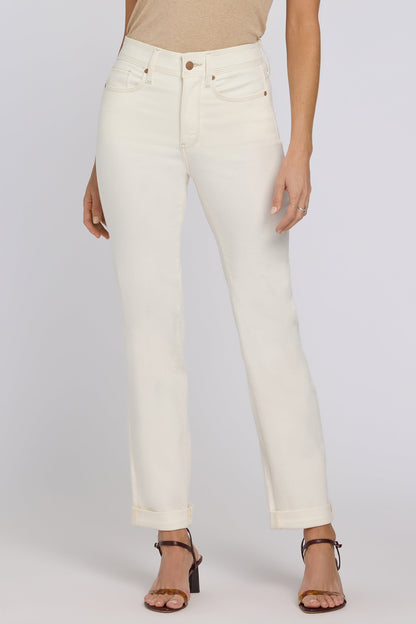Marilyn Straight Jeans In Petite - Vintage White