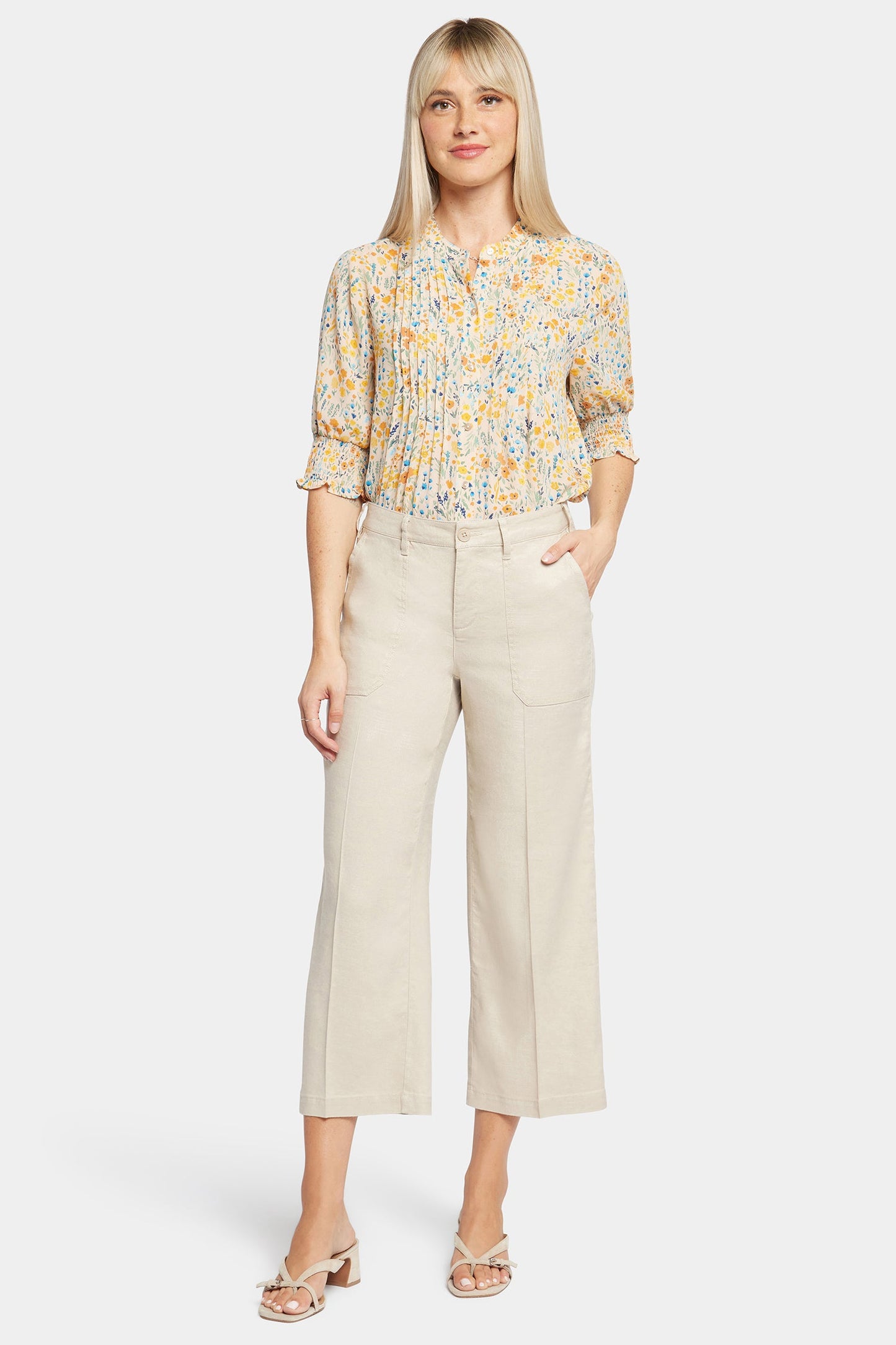Wide Leg Cargo Capri Pants In Petite - Feather