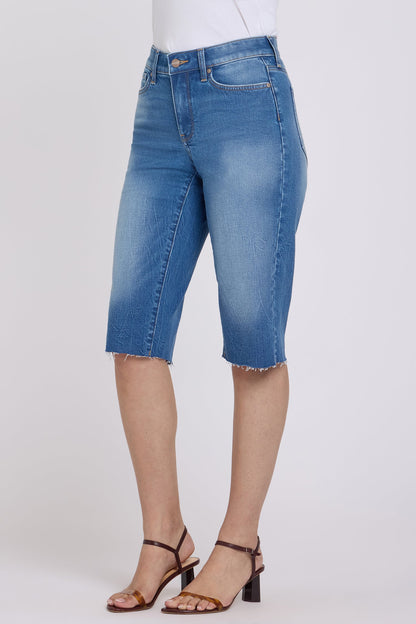 Kristie '80s Bermuda Denim Shorts In Petite - Pacifica