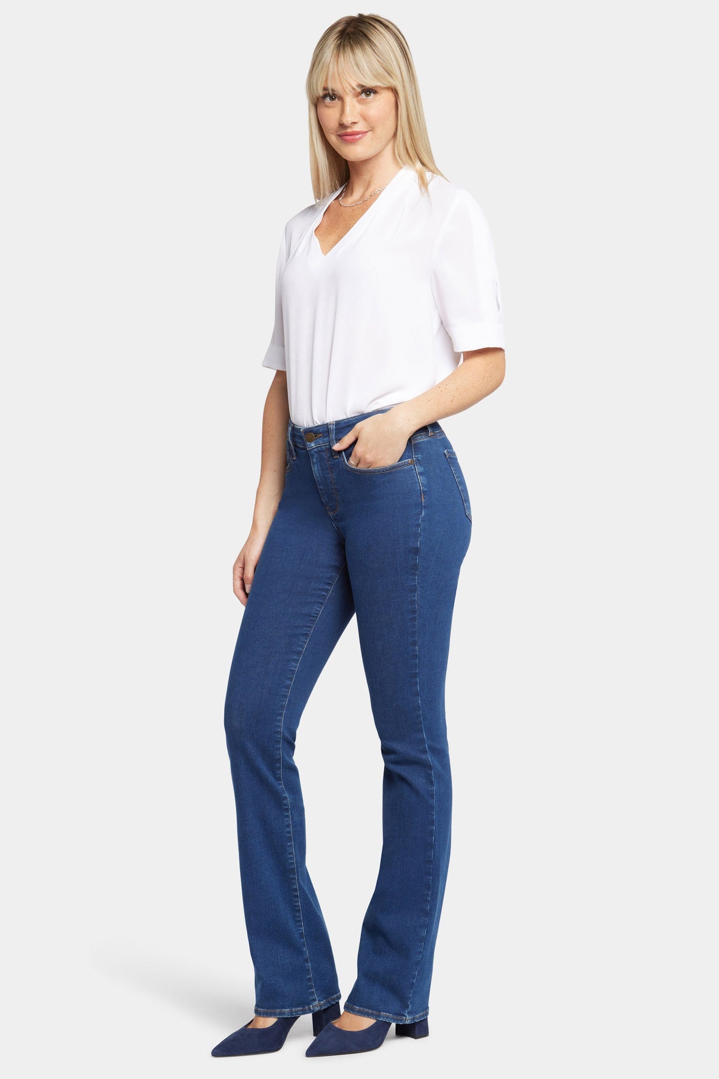 Barbara Bootcut Jeans In Petite - Quinn