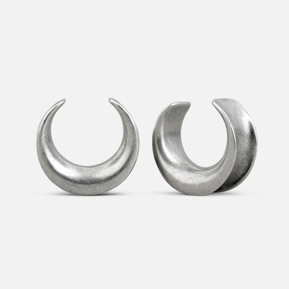 LUNAR ECLIPSE TUNNELS