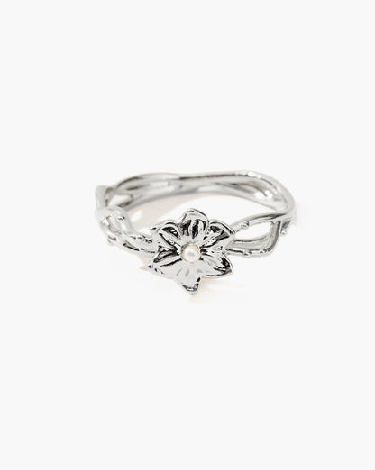 Victoria Ring in Silver