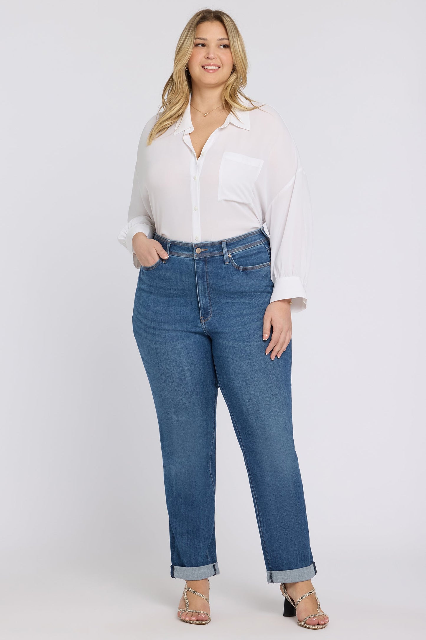 Marilyn Straight Jeans In Plus Size - Wild River