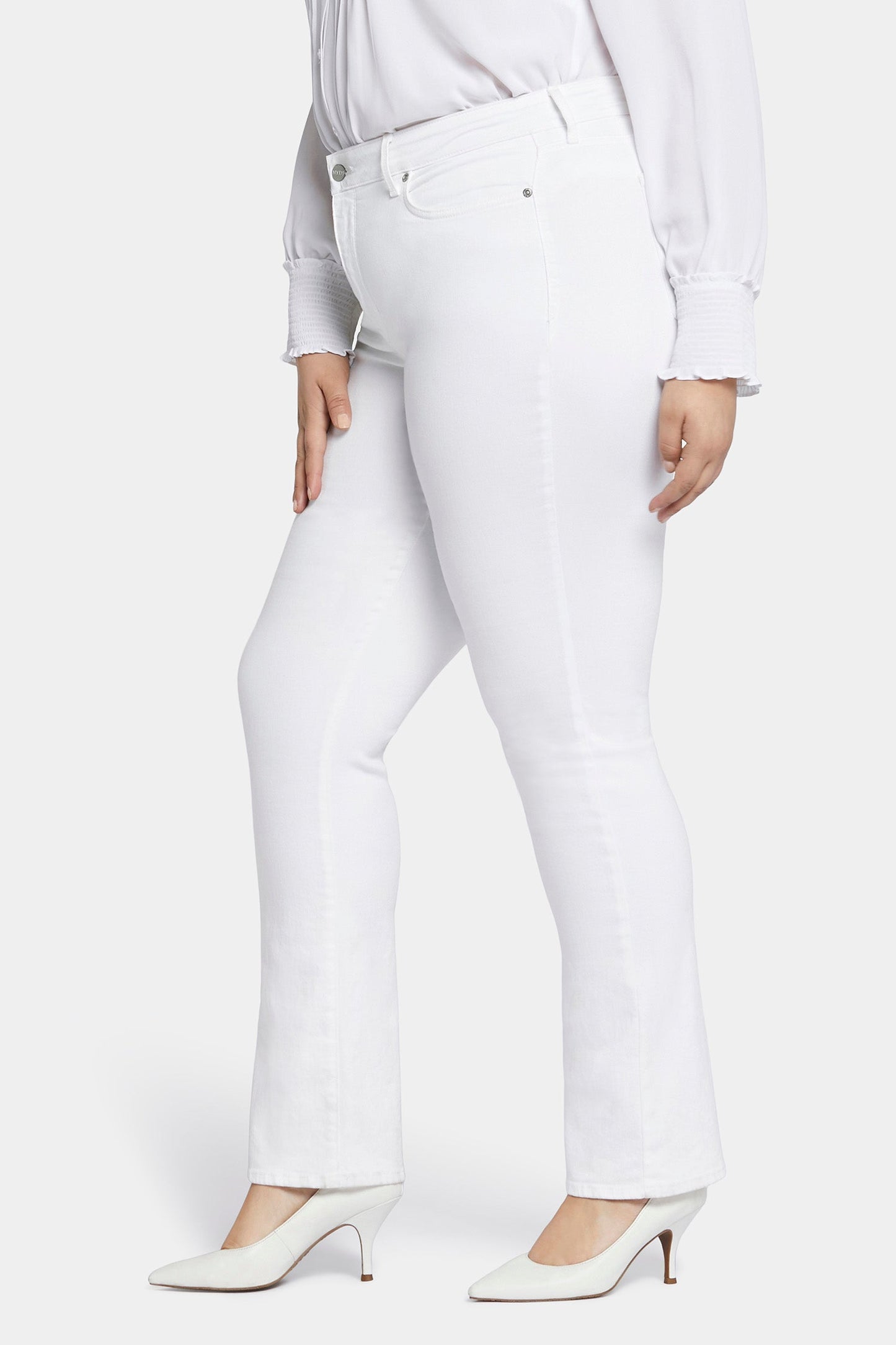 Marilyn Straight Jeans In Plus Size - Optic White