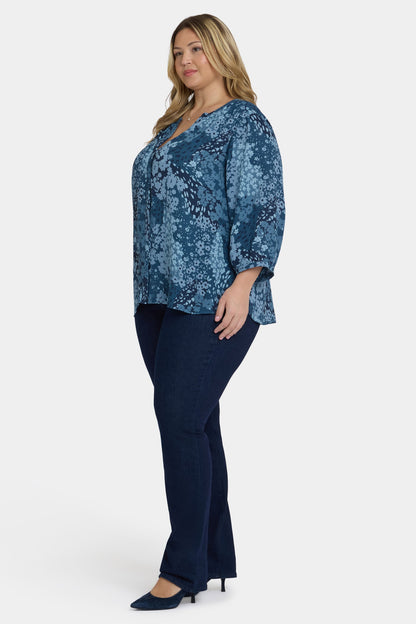 Pintuck Blouse In Plus Size - Belleville