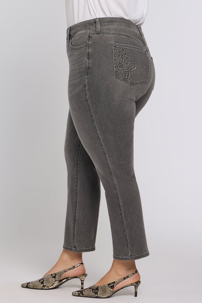 Marilyn Straight Ankle Jeans In Plus Size - Dusty Ash