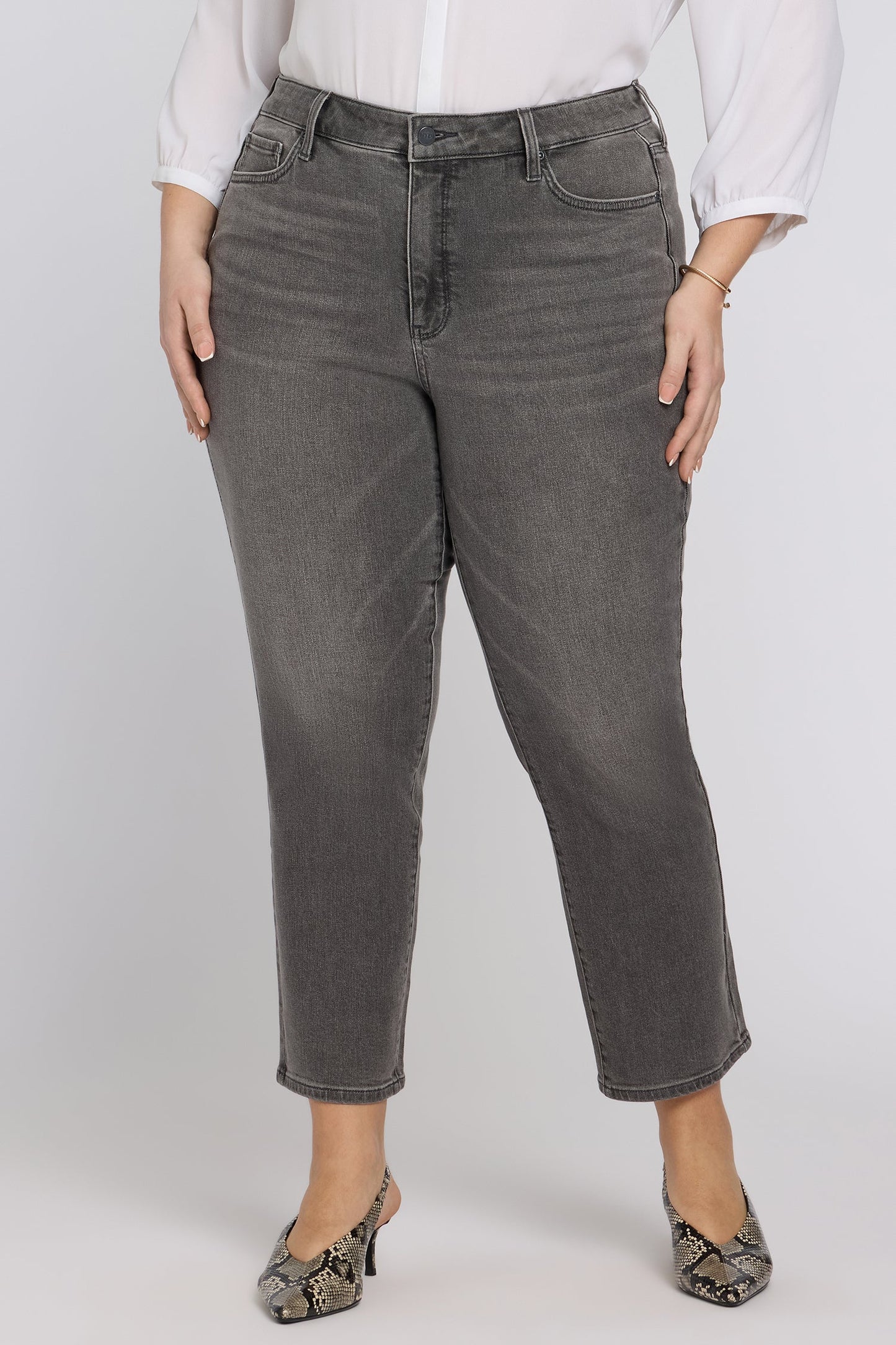 Marilyn Straight Ankle Jeans In Plus Size - Dusty Ash