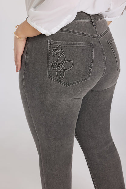 Marilyn Straight Ankle Jeans In Plus Size - Dusty Ash