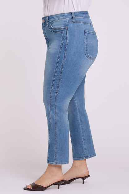 Marilyn Straight Ankle Jeans In Plus Size - Port Sea