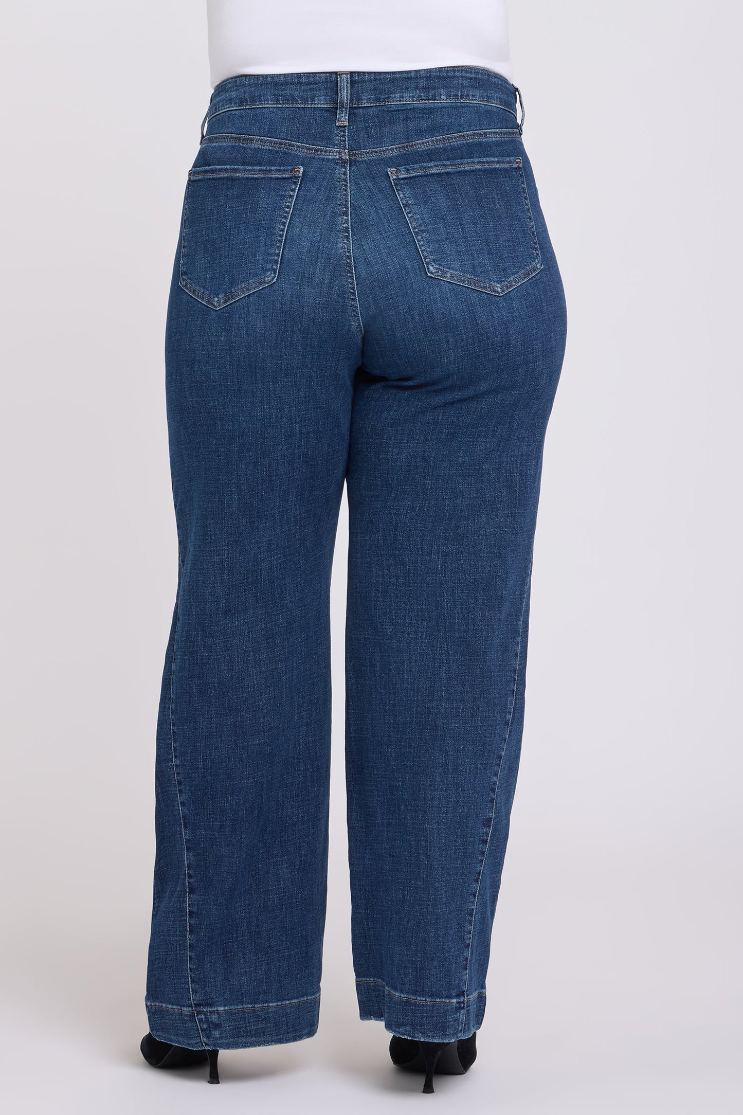 Teresa Wide Leg Jeans In Plus Size - Sunset Villa