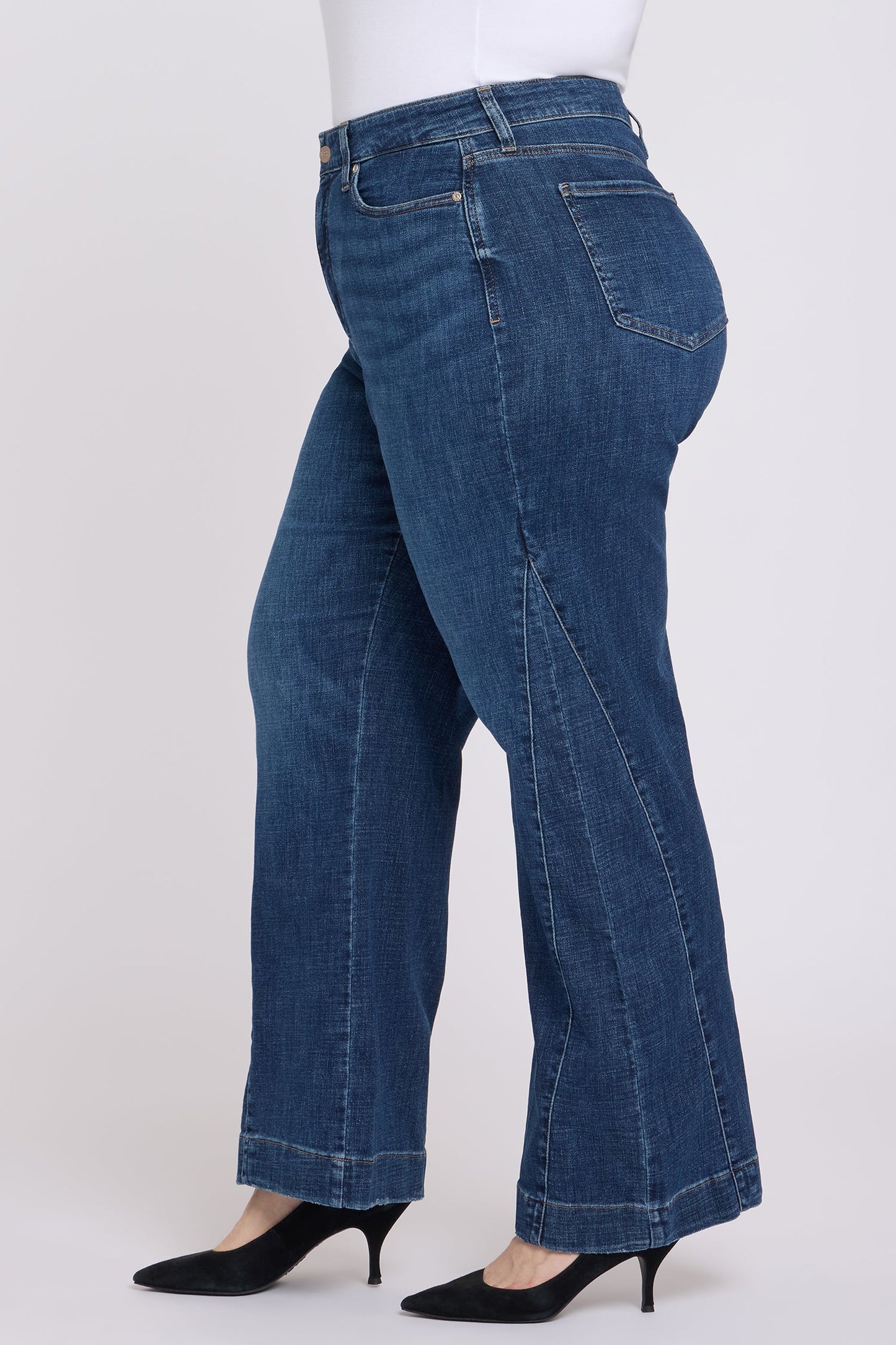 Teresa Wide Leg Jeans In Plus Size - Sunset Villa