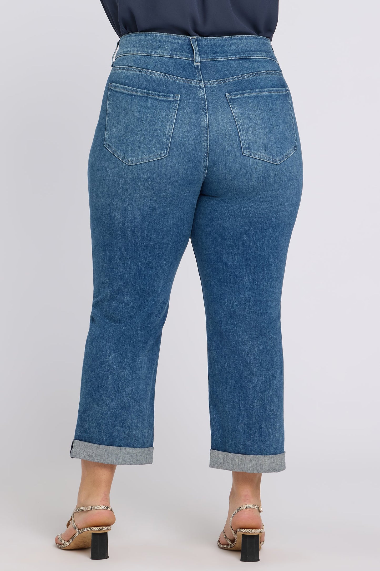 Bailey Relaxed Straight Crop Jeans In Plus Size - Breezy Palms