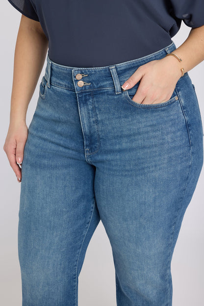 Bailey Relaxed Straight Crop Jeans In Plus Size - Breezy Palms