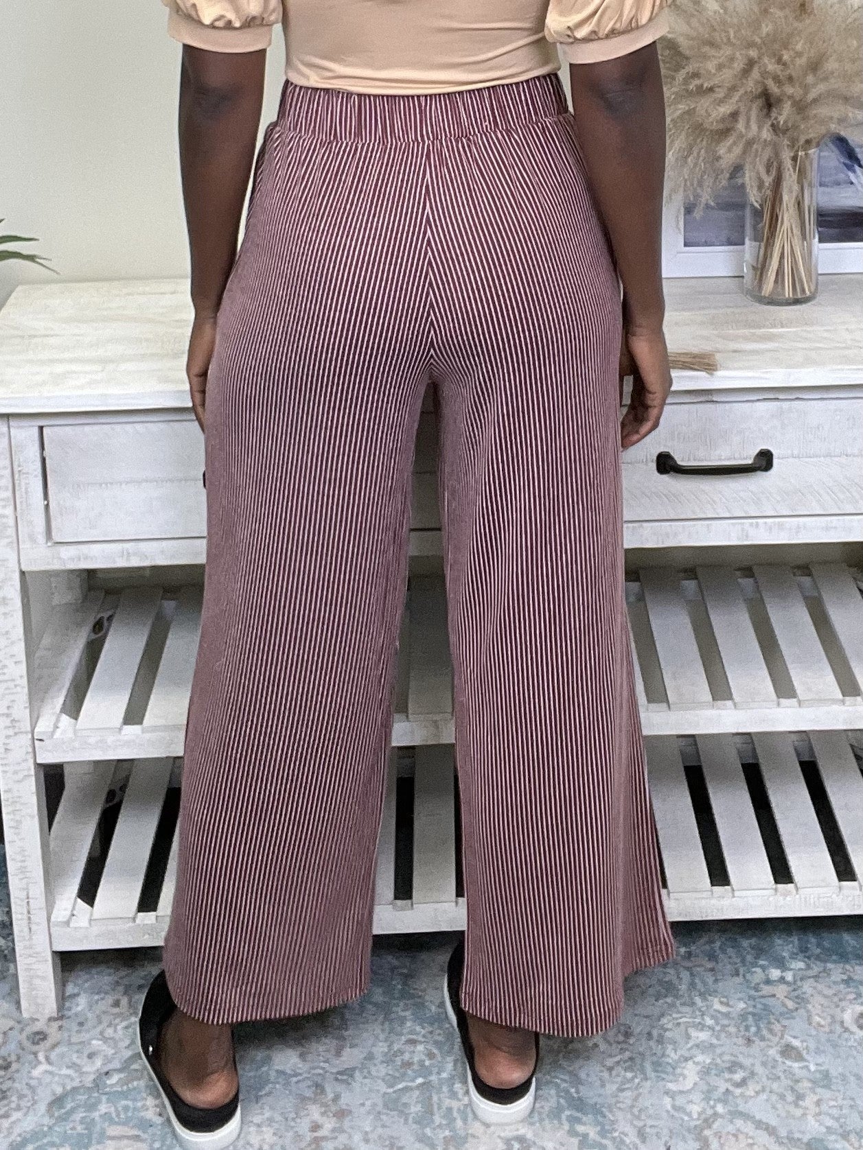 Give Me Space Women's Textured Wide Leg Pants