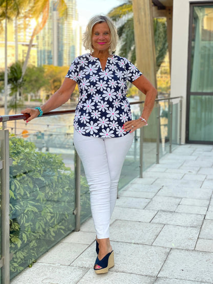 DAISY DAY SHORT SLEEVE