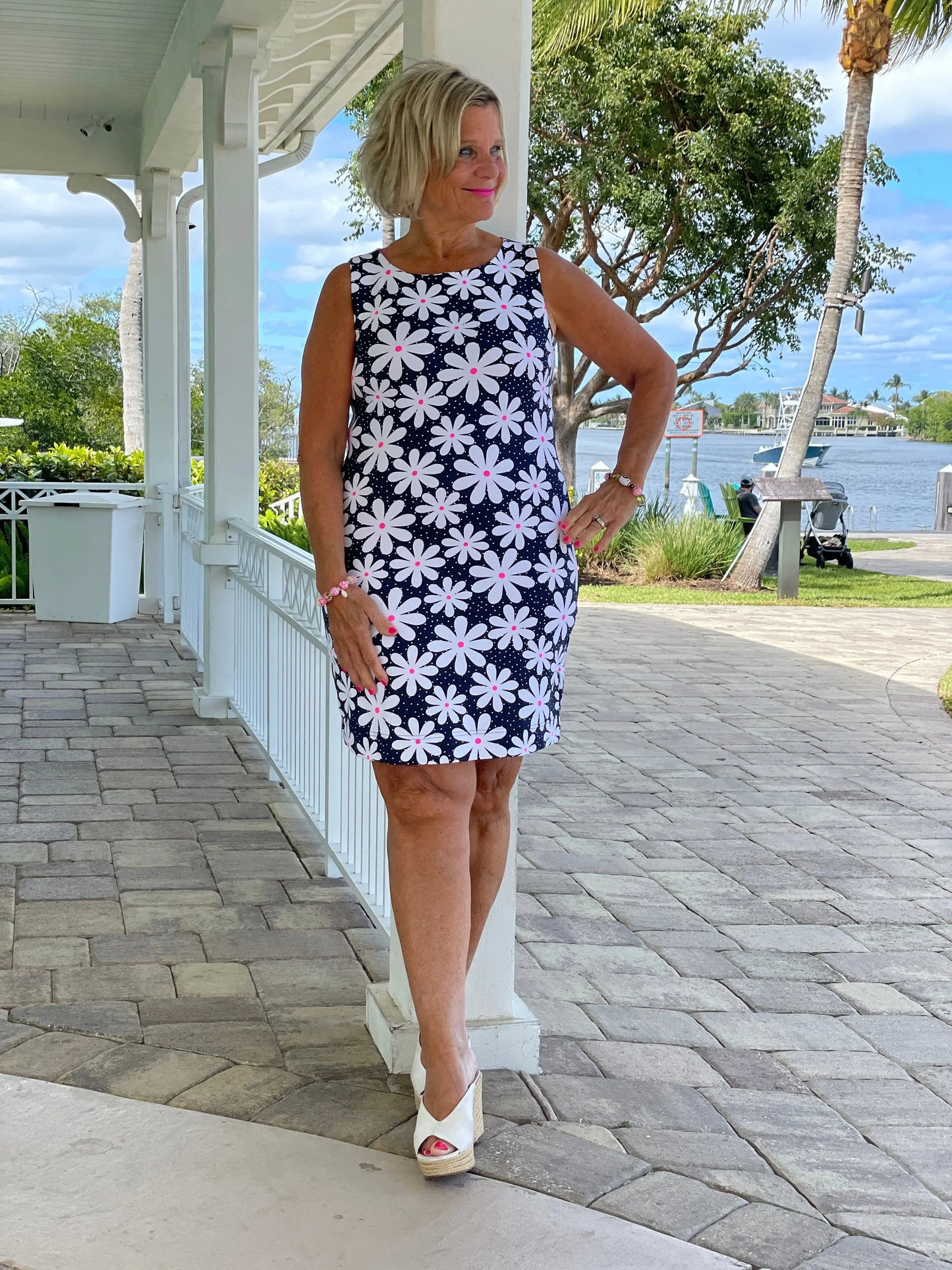 DAISY DAY SHIFT DRESS