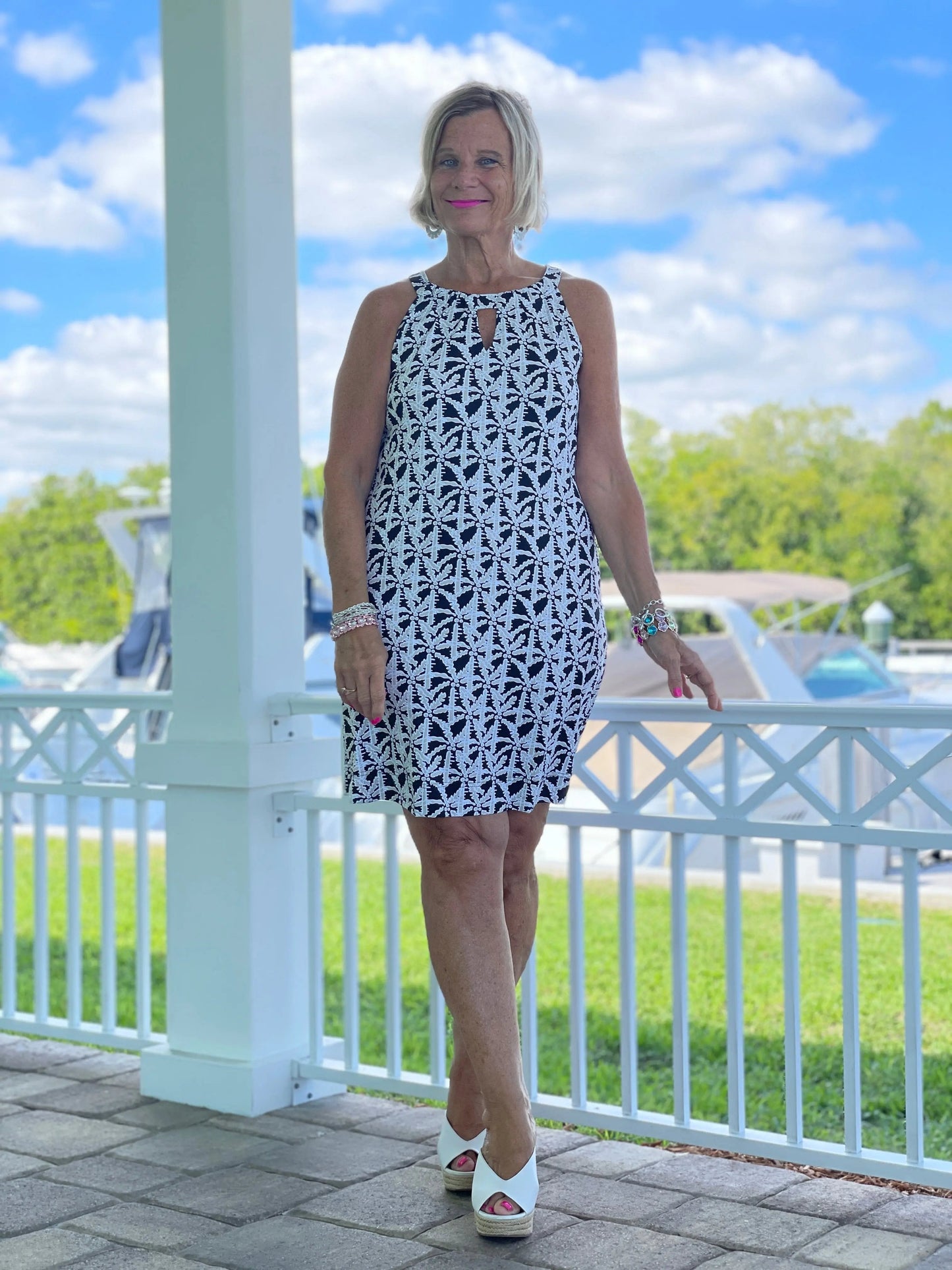 BLACK AND BEIGE COLLAR DRESS