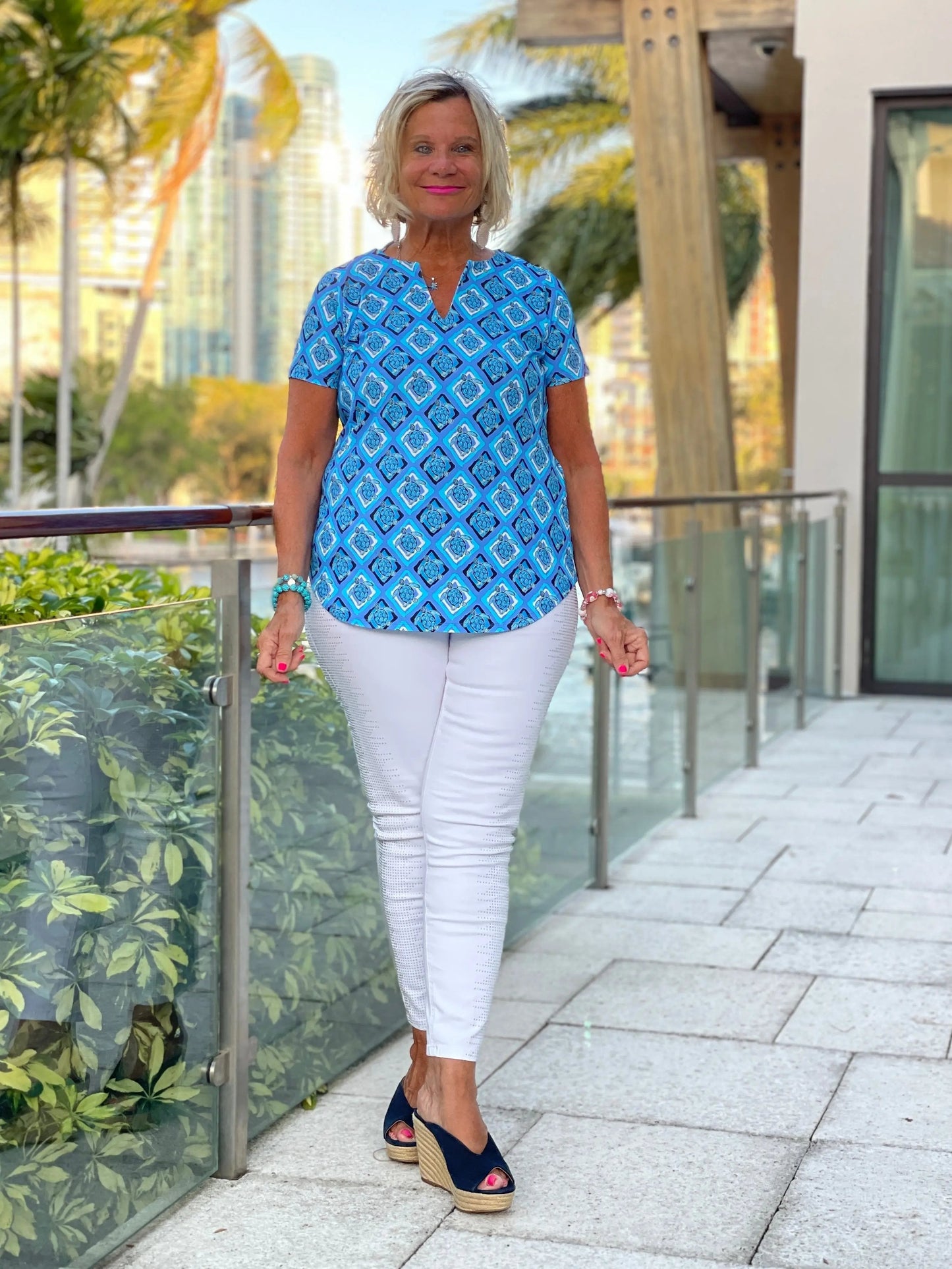 BAHAMA BLUE TURTLE SHORT SLEEVE