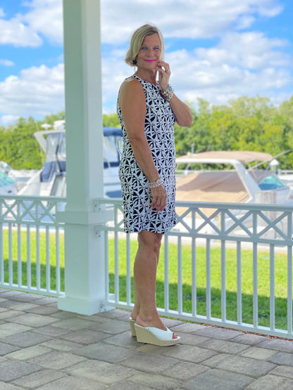 BLACK AND BEIGE COLLAR DRESS